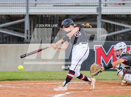 Thumbnail 2 in Elgin @ Mustang photogallery.
