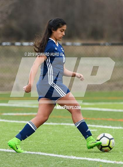 Thumbnail 1 in Midlothian vs. Arlington Heights (Moritz Kia Tournament of Champions) photogallery.