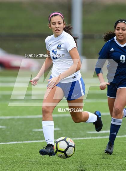 Thumbnail 2 in Midlothian vs. Arlington Heights (Moritz Kia Tournament of Champions) photogallery.