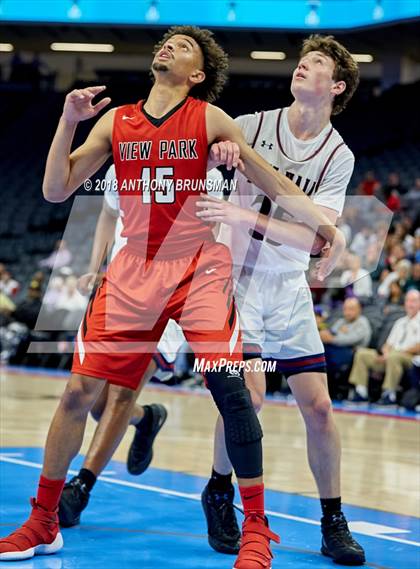 Thumbnail 3 in View Park vs. Stuart Hall (CIF State D4 Final) photogallery.