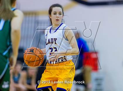 Thumbnail 3 in Aransas Pass vs. Marion (4A Regional Semifinal) photogallery.
