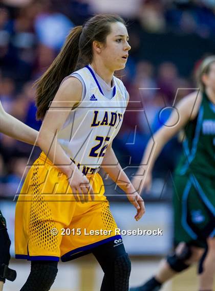 Thumbnail 2 in Aransas Pass vs. Marion (4A Regional Semifinal) photogallery.