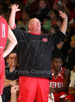 Thumbnail 2 in Mater Dei vs. Farragut (Nike Extravaganza) photogallery.