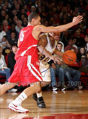 Thumbnail 2 in Mater Dei vs. Farragut (Nike Extravaganza) photogallery.
