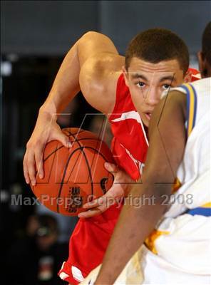Thumbnail 2 in Mater Dei vs. Farragut (Nike Extravaganza) photogallery.