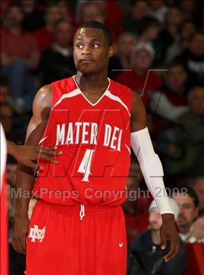 Thumbnail 1 in Mater Dei vs. Farragut (Nike Extravaganza) photogallery.