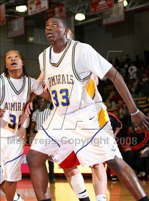 Thumbnail 1 in Mater Dei vs. Farragut (Nike Extravaganza) photogallery.