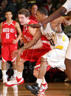 Thumbnail 3 in Mater Dei vs. Farragut (Nike Extravaganza) photogallery.