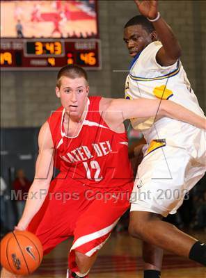 Thumbnail 1 in Mater Dei vs. Farragut (Nike Extravaganza) photogallery.