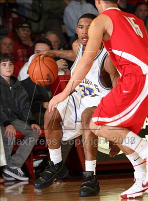 Thumbnail 1 in Mater Dei vs. Farragut (Nike Extravaganza) photogallery.