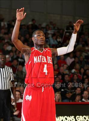 Thumbnail 3 in Mater Dei vs. Farragut (Nike Extravaganza) photogallery.