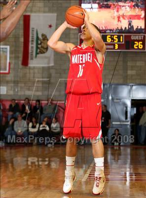 Thumbnail 1 in Mater Dei vs. Farragut (Nike Extravaganza) photogallery.