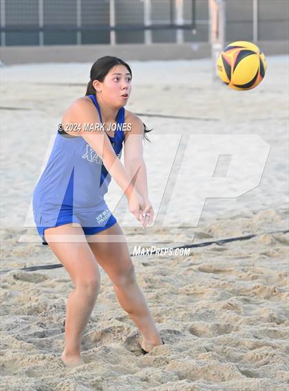 Thumbnail 1 in Xavier College Prep vs. Notre Dame Prep (AIA DI Pairs Finals) photogallery.
