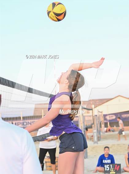 Thumbnail 2 in Xavier College Prep vs. Notre Dame Prep (AIA DI Pairs Finals) photogallery.
