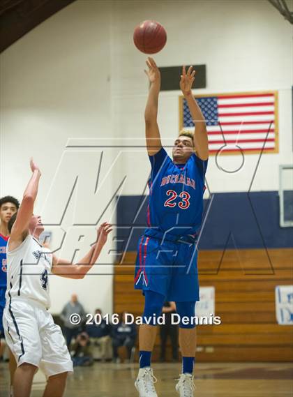 Thumbnail 1 in Buchanan @ Bakersfield photogallery.