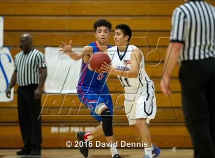 Thumbnail 1 in Buchanan @ Bakersfield photogallery.