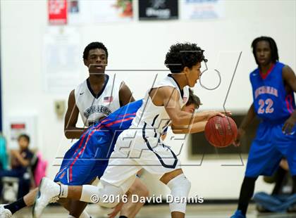 Thumbnail 1 in Buchanan @ Bakersfield photogallery.