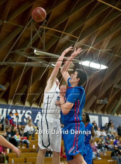 Thumbnail 1 in Buchanan @ Bakersfield photogallery.