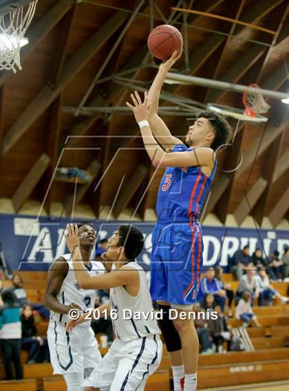 Thumbnail 1 in Buchanan @ Bakersfield photogallery.