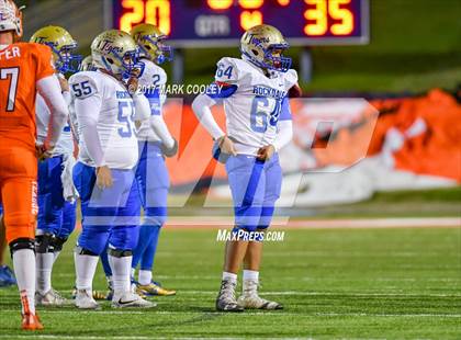 Thumbnail 3 in Teague vs. Rockdale (UIL 3A D1 Quarterfinal) photogallery.