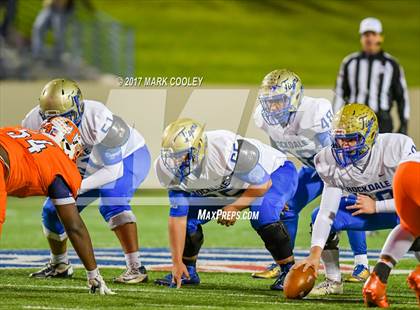 Thumbnail 3 in Teague vs. Rockdale (UIL 3A D1 Quarterfinal) photogallery.