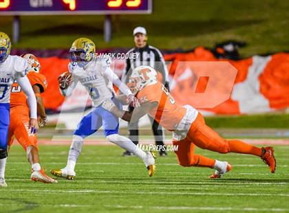 Thumbnail 2 in Teague vs. Rockdale (UIL 3A D1 Quarterfinal) photogallery.