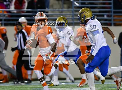 Thumbnail 3 in Teague vs. Rockdale (UIL 3A D1 Quarterfinal) photogallery.