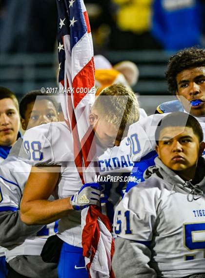 Thumbnail 2 in Teague vs. Rockdale (UIL 3A D1 Quarterfinal) photogallery.