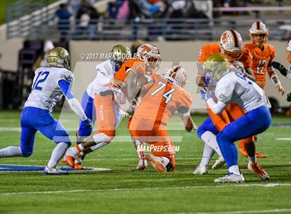 Thumbnail 3 in Teague vs. Rockdale (UIL 3A D1 Quarterfinal) photogallery.