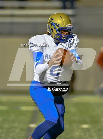 Thumbnail 2 in Teague vs. Rockdale (UIL 3A D1 Quarterfinal) photogallery.