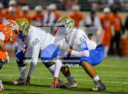 Thumbnail 3 in Teague vs. Rockdale (UIL 3A D1 Quarterfinal) photogallery.