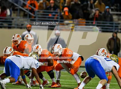 Thumbnail 3 in Teague vs. Rockdale (UIL 3A D1 Quarterfinal) photogallery.