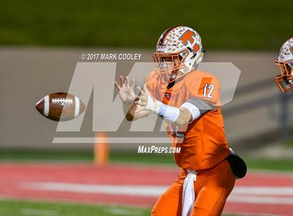 Thumbnail 2 in Teague vs. Rockdale (UIL 3A D1 Quarterfinal) photogallery.