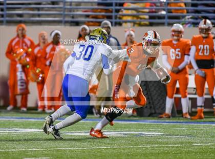 Thumbnail 2 in Teague vs. Rockdale (UIL 3A D1 Quarterfinal) photogallery.