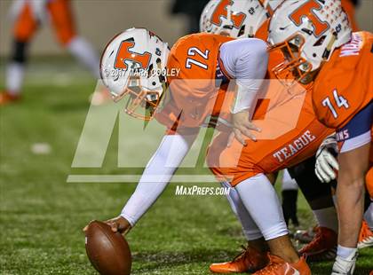 Thumbnail 3 in Teague vs. Rockdale (UIL 3A D1 Quarterfinal) photogallery.