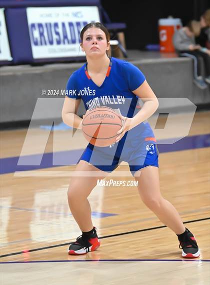 Thumbnail 1 in Chino Valley @ Northwest Christian photogallery.