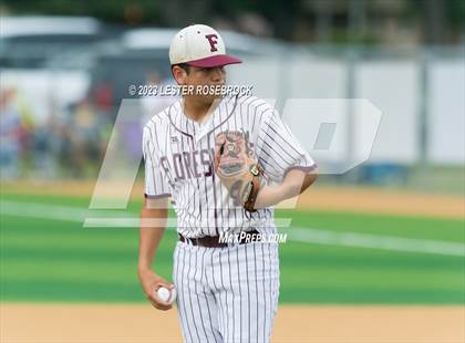 Thumbnail 1 in Robstown vs. Floresville (UIL 4A Regional Quarterfinals) photogallery.