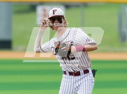 Thumbnail 2 in Robstown vs. Floresville (UIL 4A Regional Quarterfinals) photogallery.