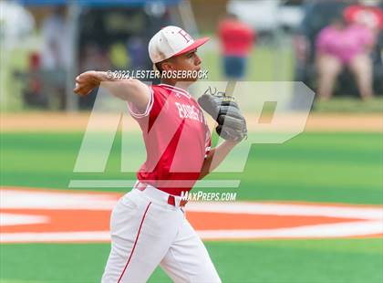 Thumbnail 2 in Robstown vs. Floresville (UIL 4A Regional Quarterfinals) photogallery.