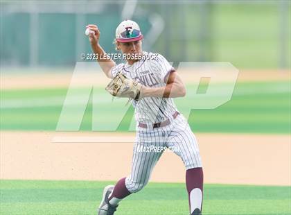 Thumbnail 3 in Robstown vs. Floresville (UIL 4A Regional Quarterfinals) photogallery.