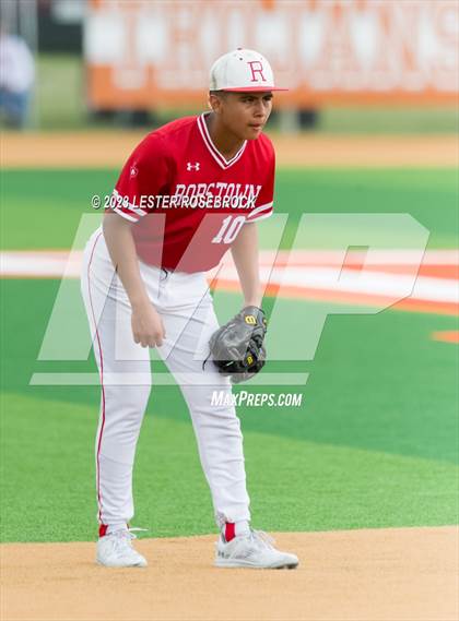 Thumbnail 3 in Robstown vs. Floresville (UIL 4A Regional Quarterfinals) photogallery.