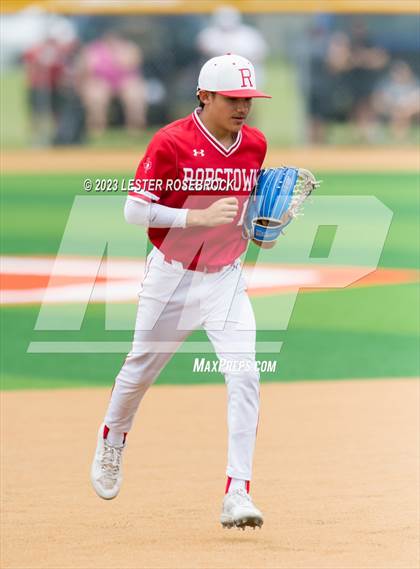 Thumbnail 3 in Robstown vs. Floresville (UIL 4A Regional Quarterfinals) photogallery.