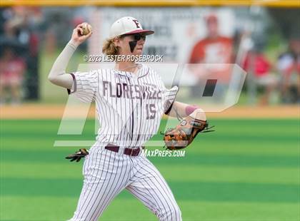 Thumbnail 3 in Robstown vs. Floresville (UIL 4A Regional Quarterfinals) photogallery.