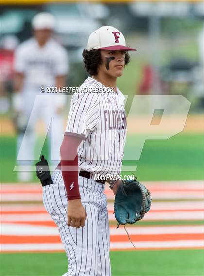 Thumbnail 2 in Robstown vs. Floresville (UIL 4A Regional Quarterfinals) photogallery.
