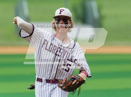 Thumbnail 1 in Robstown vs. Floresville (UIL 4A Regional Quarterfinals) photogallery.