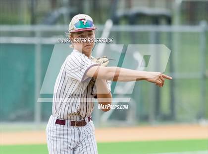 Thumbnail 1 in Robstown vs. Floresville (UIL 4A Regional Quarterfinals) photogallery.