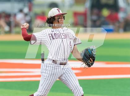 Thumbnail 3 in Robstown vs. Floresville (UIL 4A Regional Quarterfinals) photogallery.