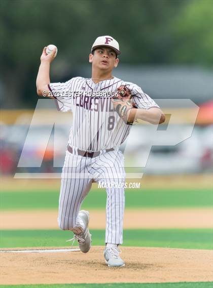 Thumbnail 3 in Robstown vs. Floresville (UIL 4A Regional Quarterfinals) photogallery.