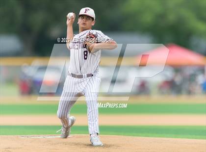 Thumbnail 2 in Robstown vs. Floresville (UIL 4A Regional Quarterfinals) photogallery.