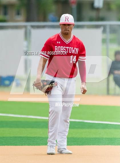 Thumbnail 1 in Robstown vs. Floresville (UIL 4A Regional Quarterfinals) photogallery.